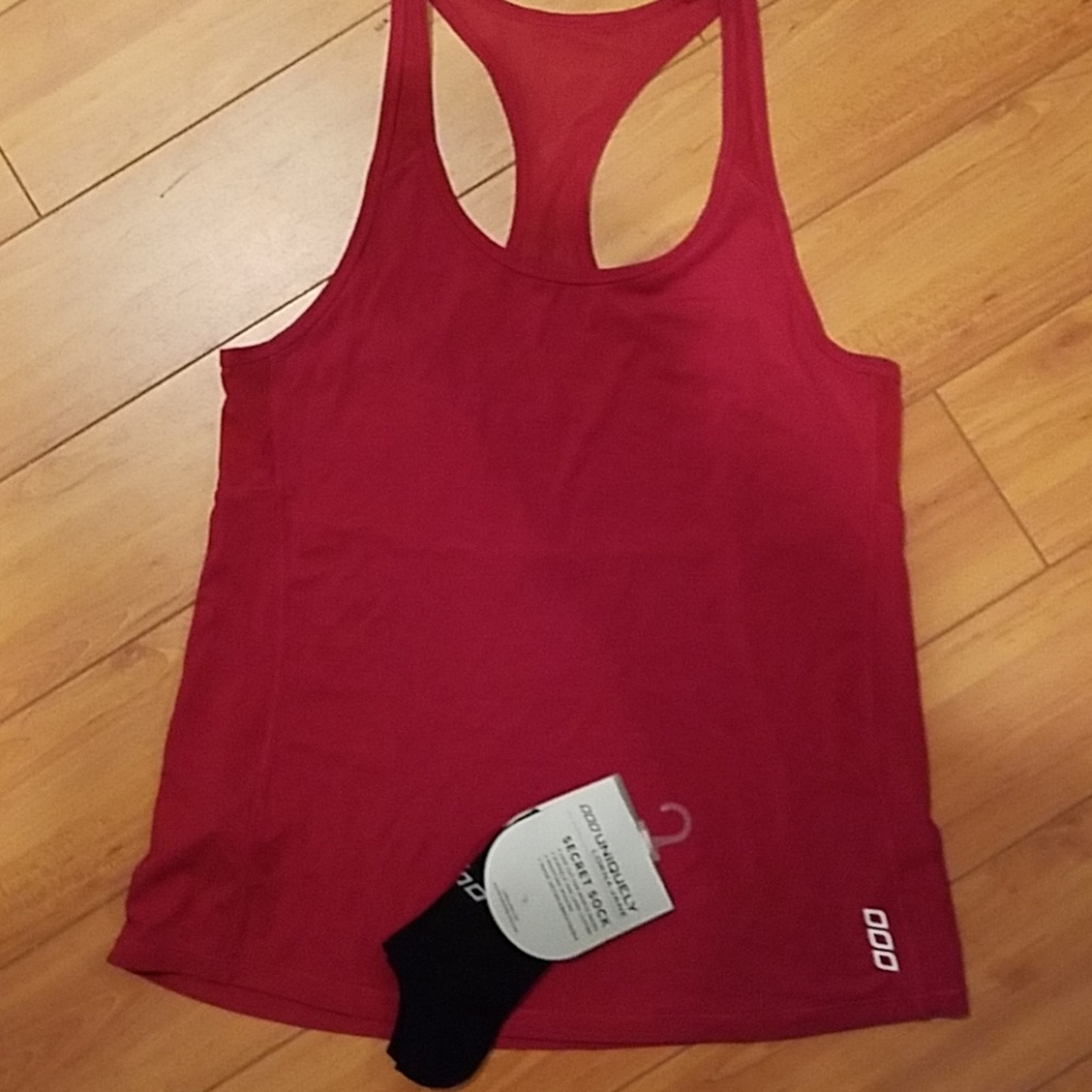 Lorna jane tank top size small